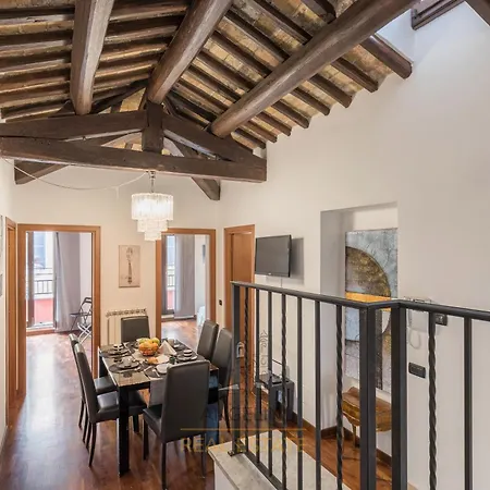 By The Spanish Steps Apartment Rome