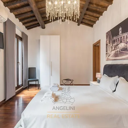 Apartment By The Spanish Steps *
